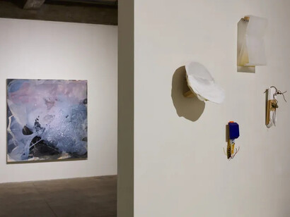 SoHyun Bae and Choong Sup Lim, Wind, water, stone, exhibition view. Courtesy of Skoto Gallery