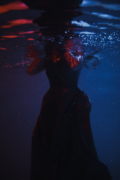 Les expériences de mort imminente.Des individus non-voyants ayant vécu des EMI décrivent des lieux où des situations visuelles détaillées